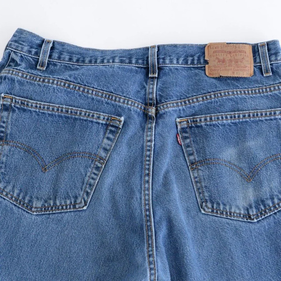 Vintage 90S Levi's 560  Loose Fit 100% Cotton Mid-wash Blue Denim Jeans 40X30 - Picture 14 of 14